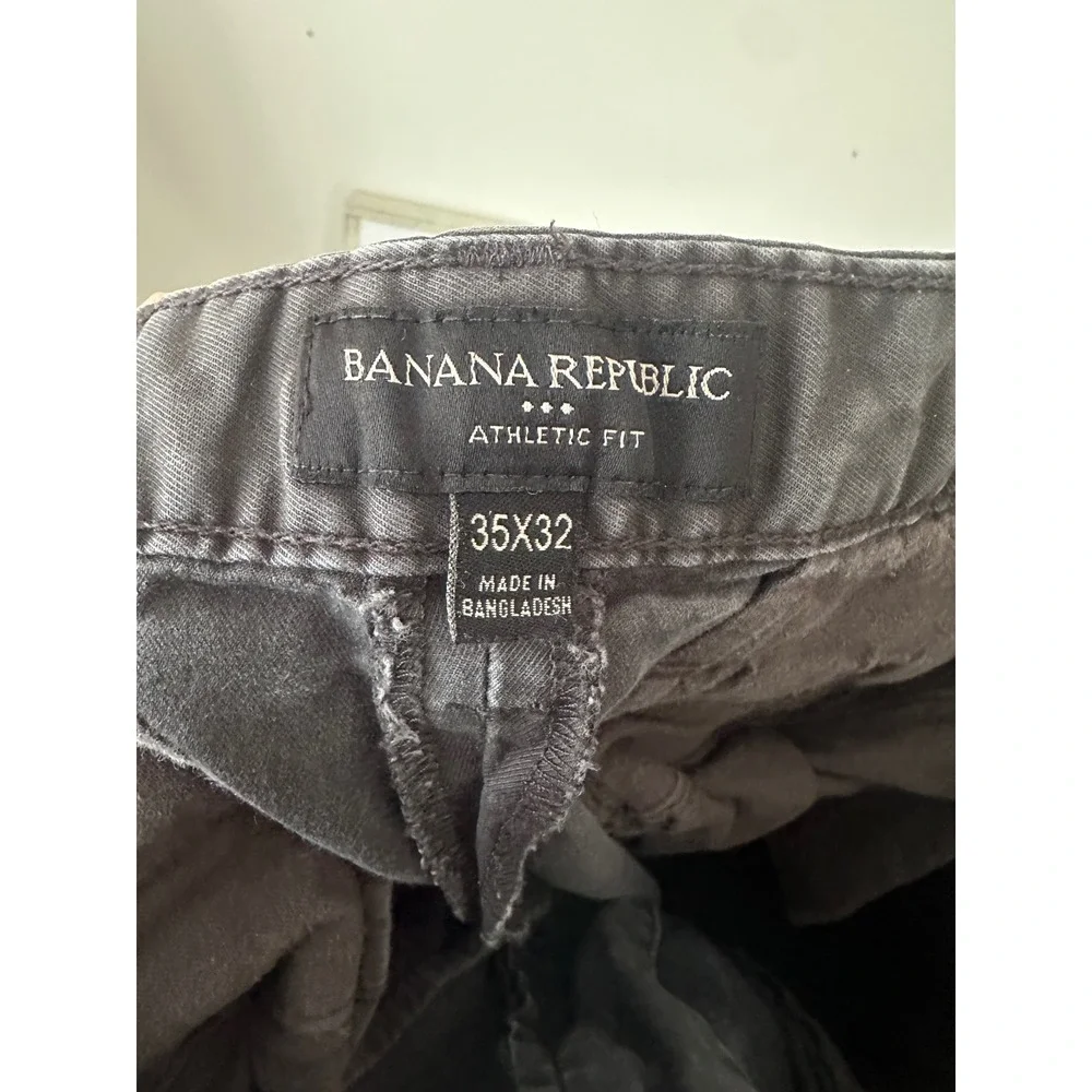 Banana Republic Athletic Fit Chino Pants Mens 35x32 Charcoal Gray Tapered Leg